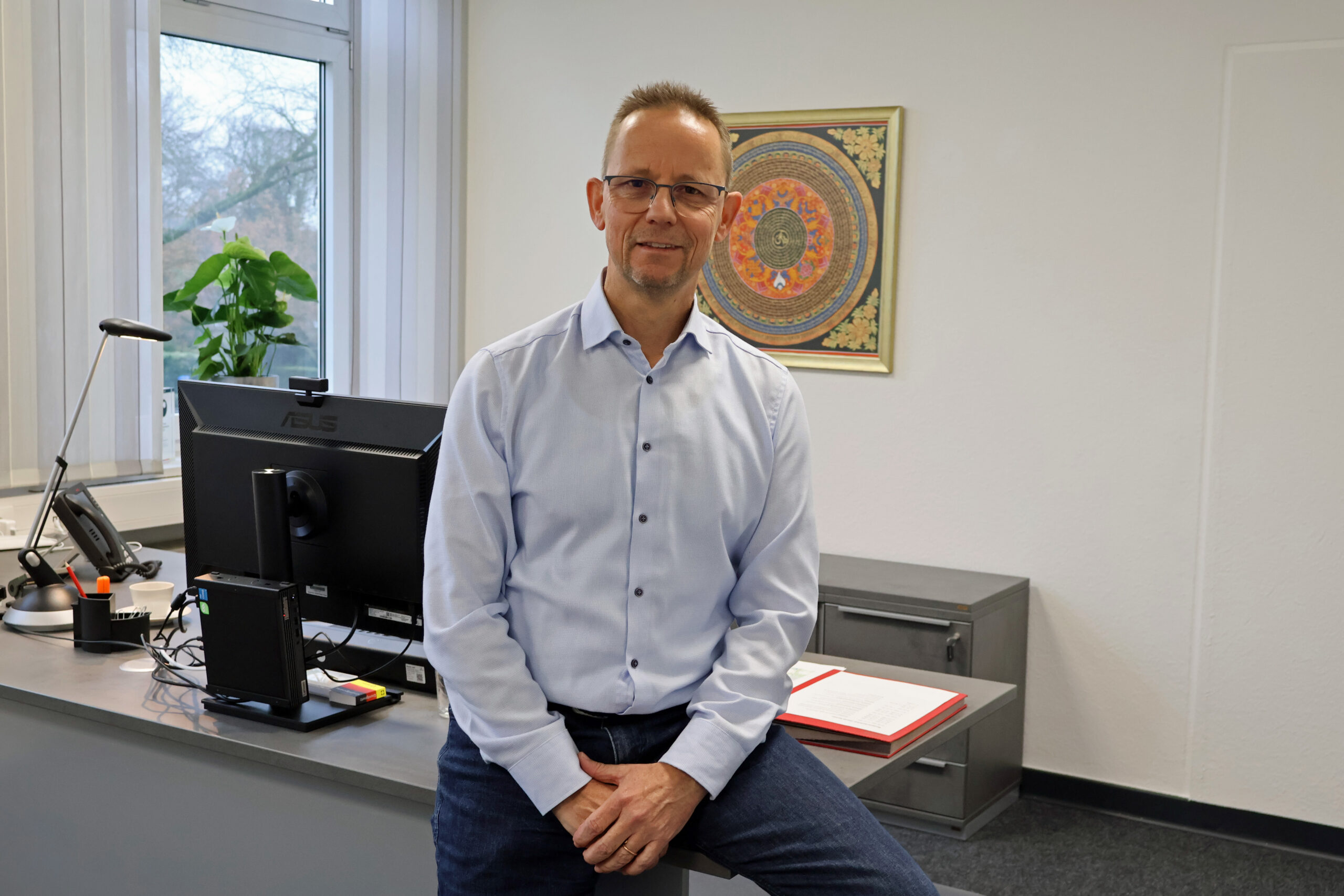 Mann im Büro